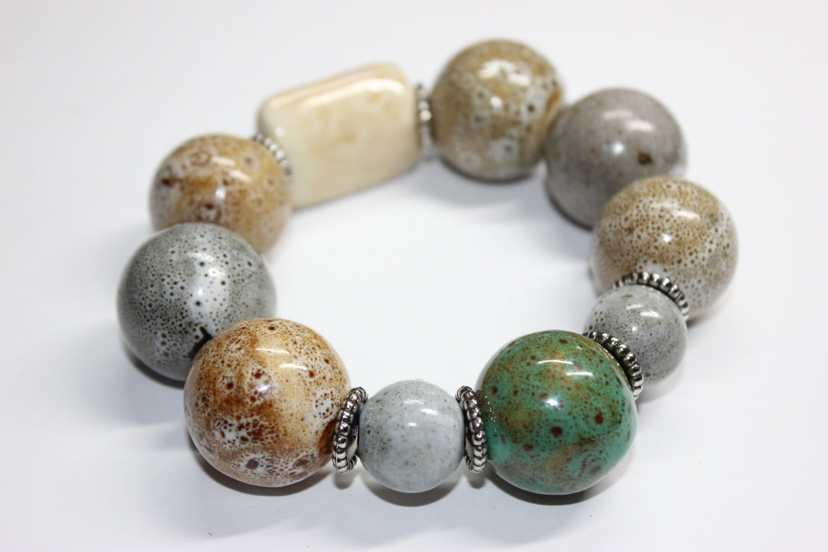 CarrÀge Large Beaded Bracelet