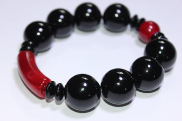 Red & Black Large Beaded Bracelet