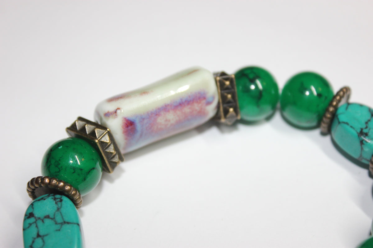Shades Of Green Ciràw Beaded Bracelet