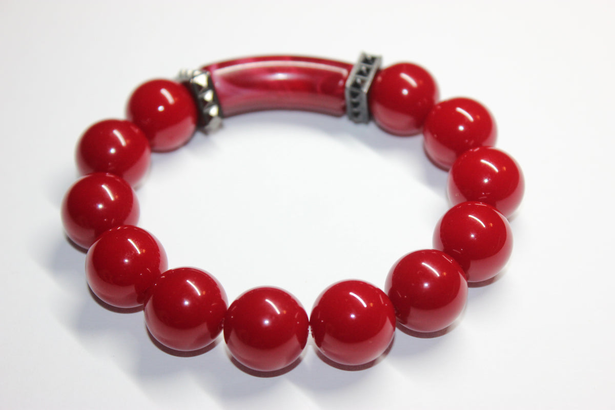 Shades Of Red Beaded Bracelet