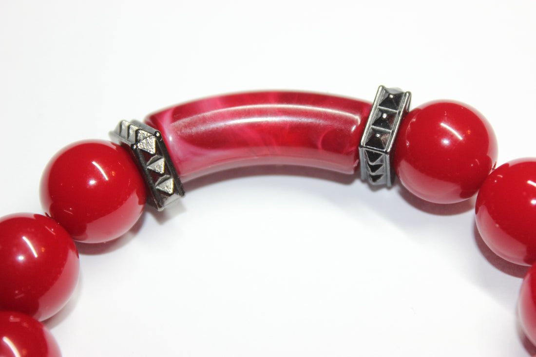 Shades Of Red Beaded Bracelet