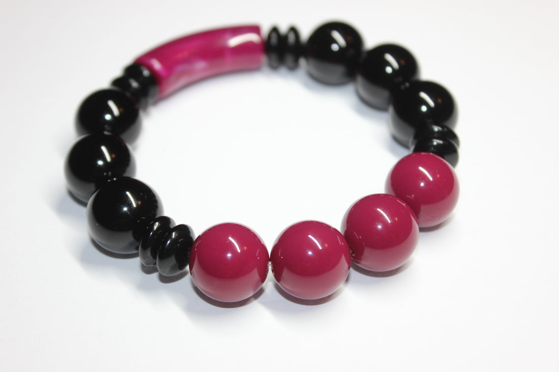 Black & Cranberry Plum beaded bracelet