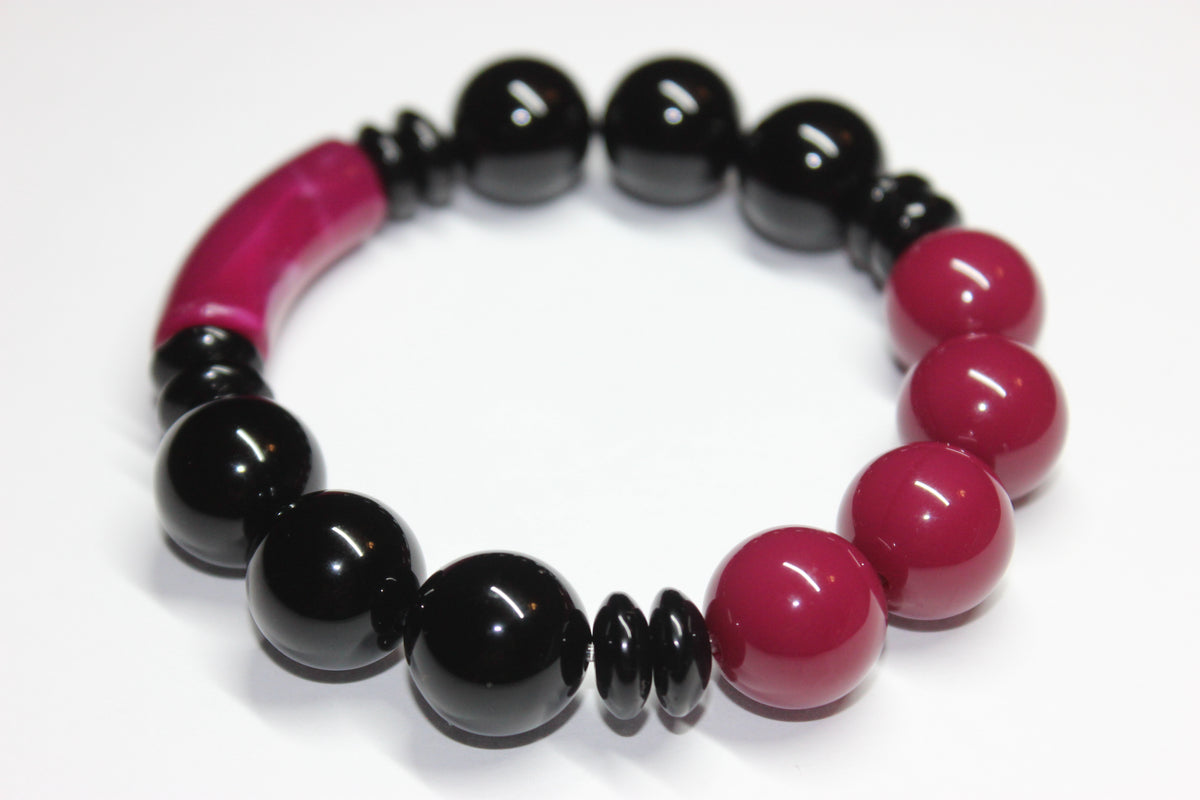 Black & Cranberry Plum beaded bracelet