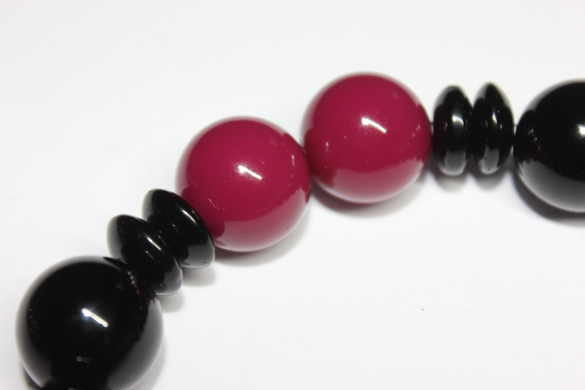 Cranberry & Black Beaded Bracelet