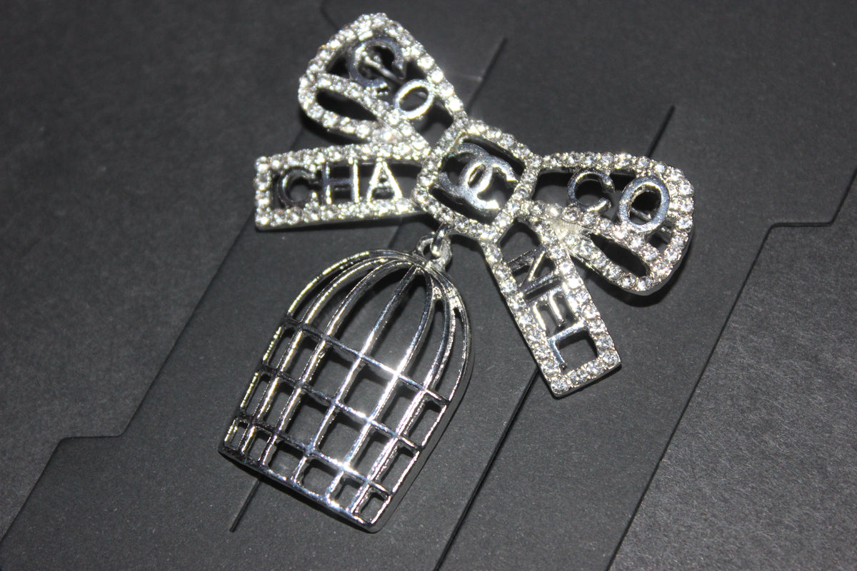 Silver Rhinestone Brooch Pin