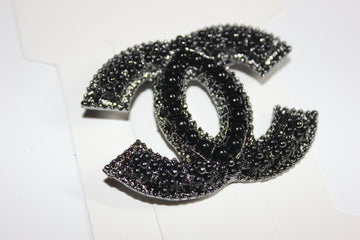 Black Pearl & Rhinestone Brooch Pin
