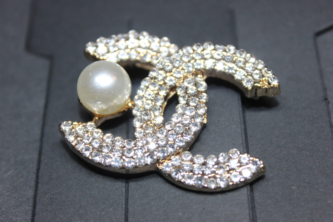 Gold Rhinestone Pearl Brooch Pin