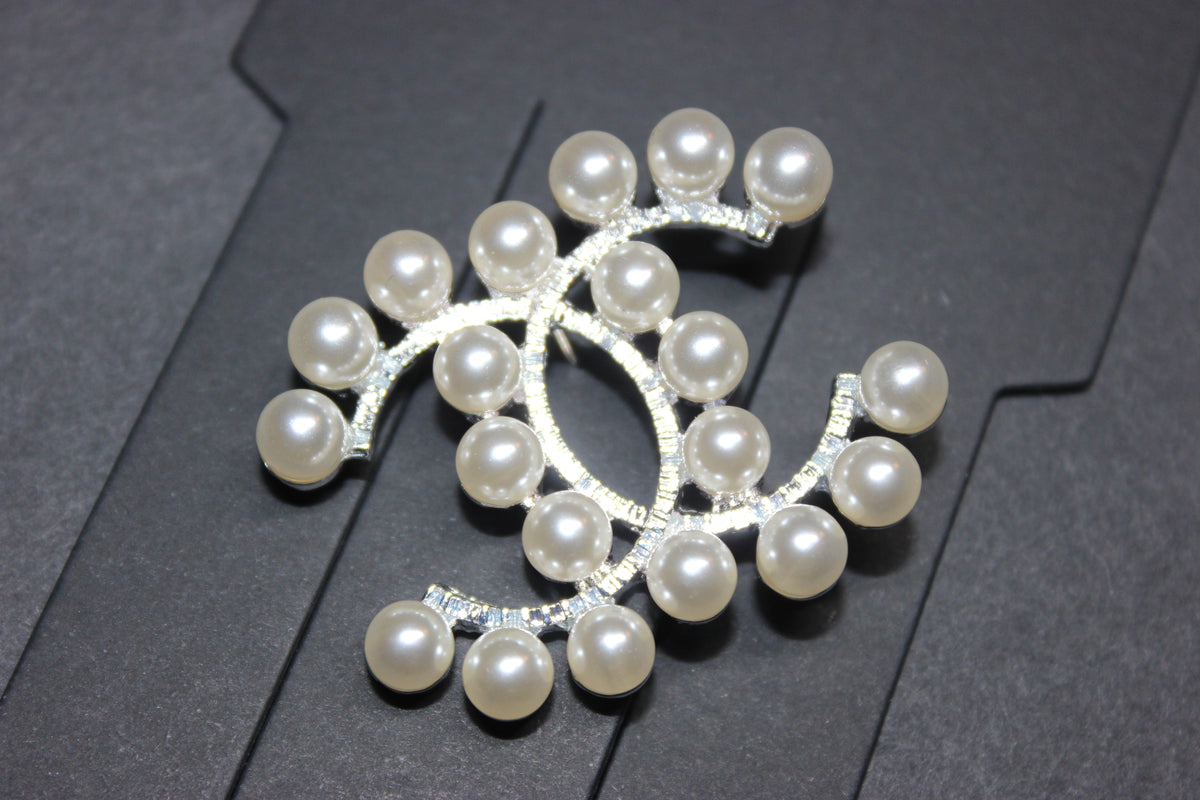 Pearl & Silver Brooch Pin