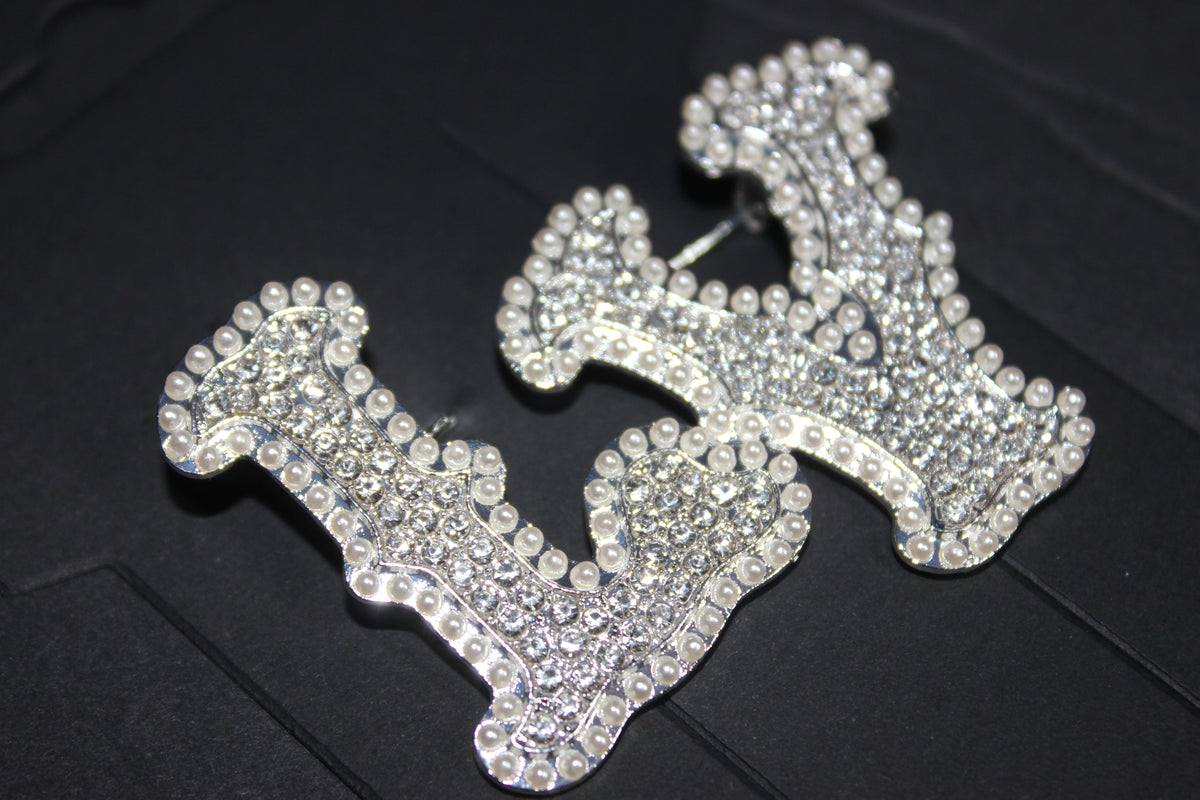 Silver Pearl & Rhinestone Brooch Pin
