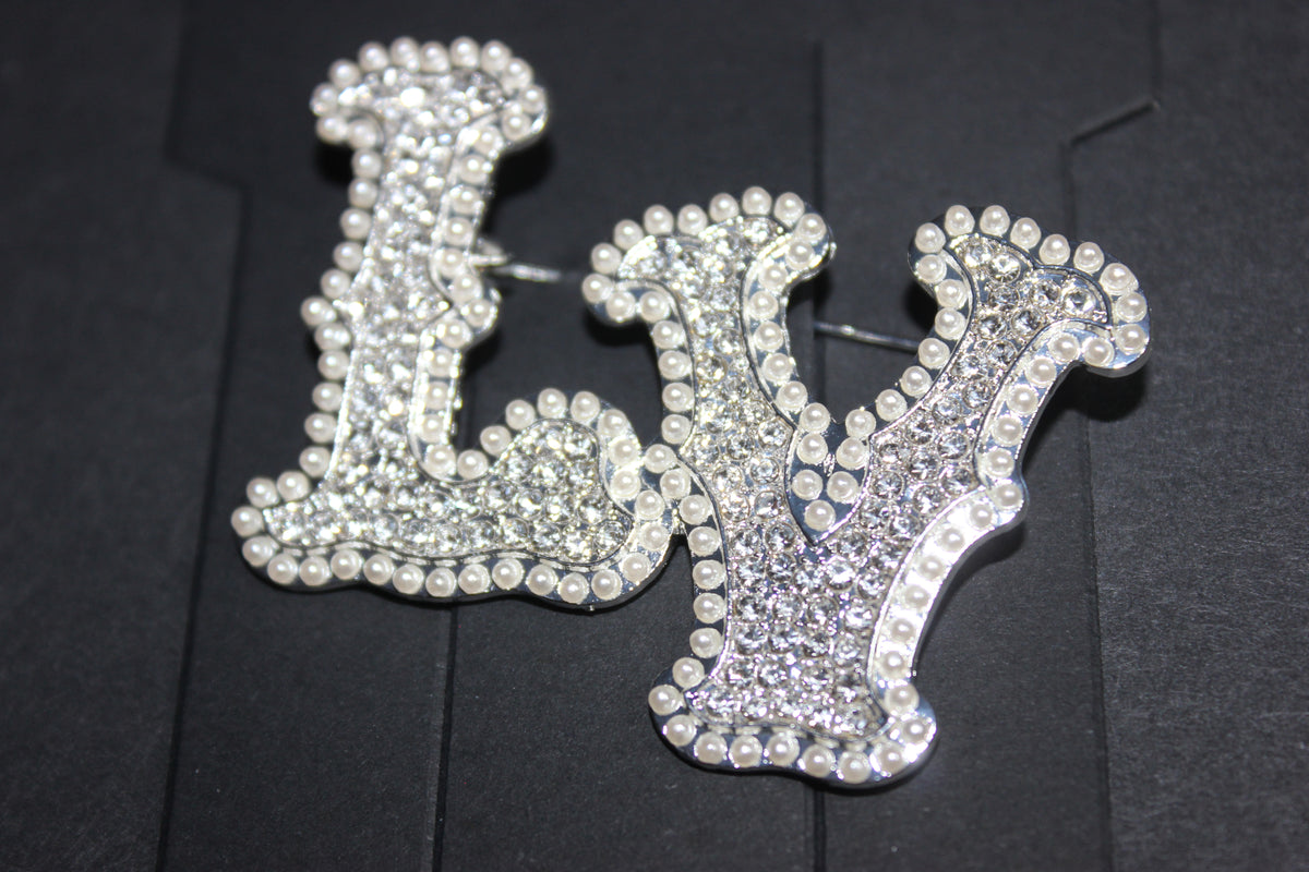 Silver Pearl & Rhinestone Brooch Pin