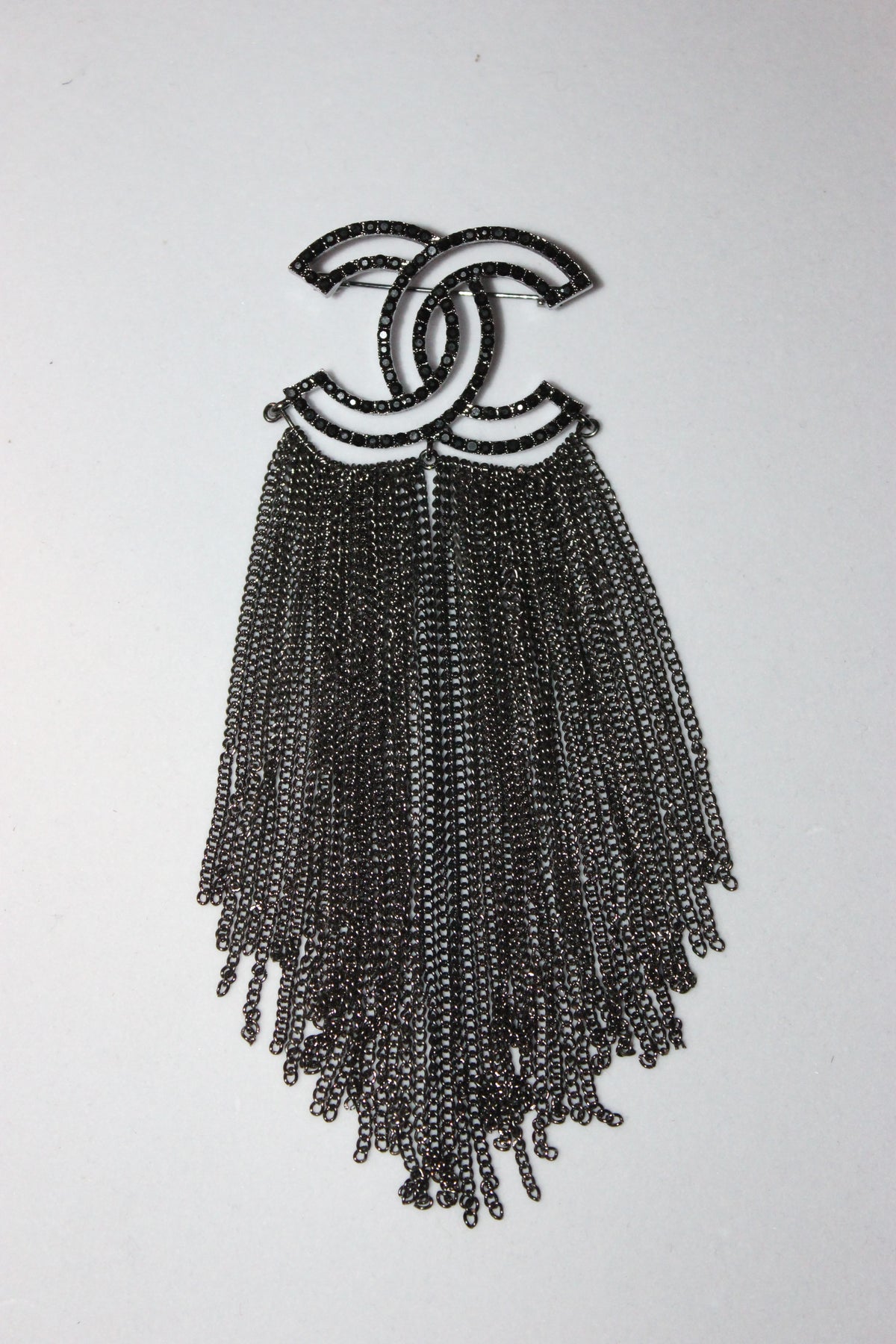 Black Rhinestone Chain Brooch Pin