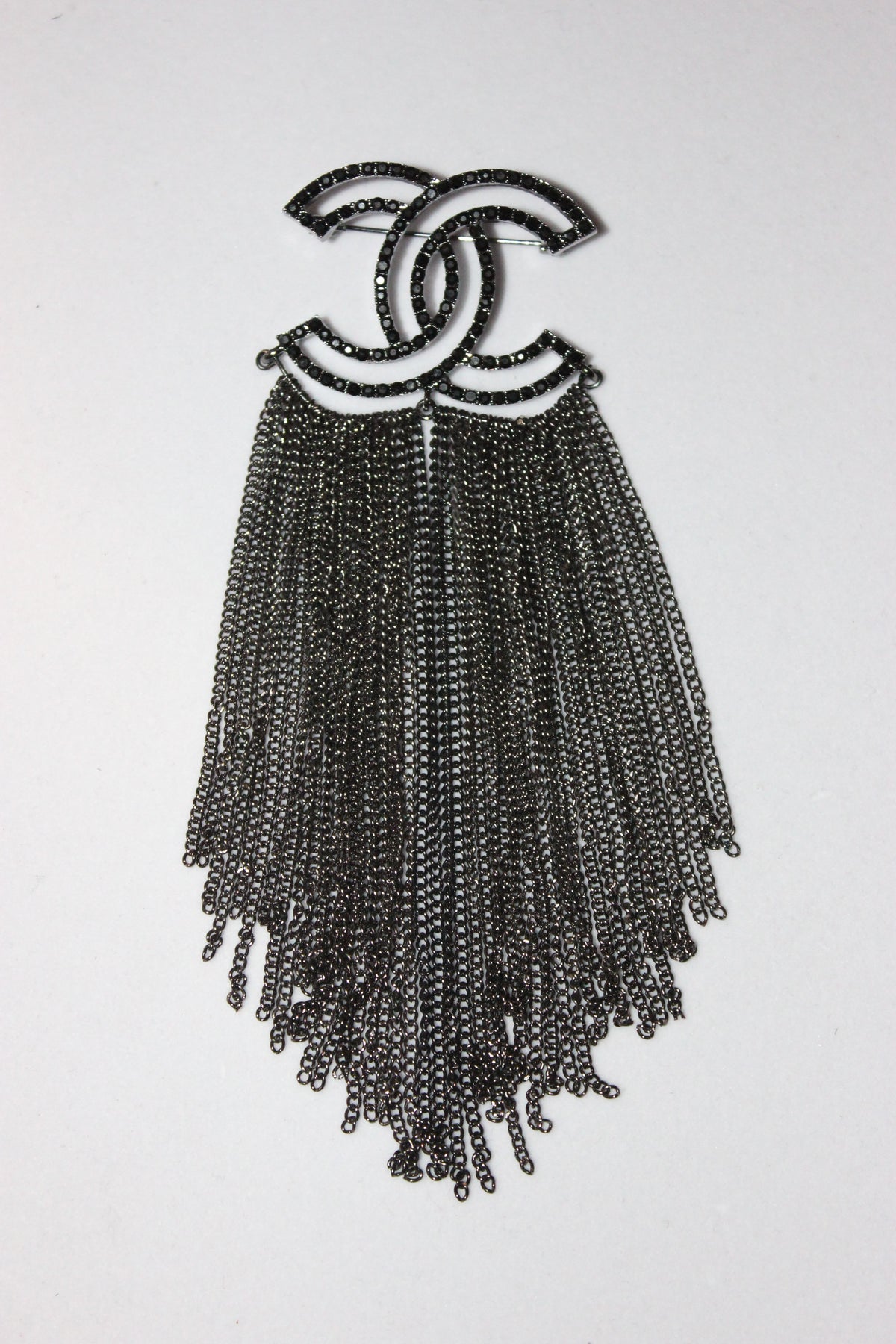 Black Rhinestone Chain Brooch Pin